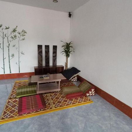 Baan Kai Hostel Baan Khai Dış mekan fotoğraf
